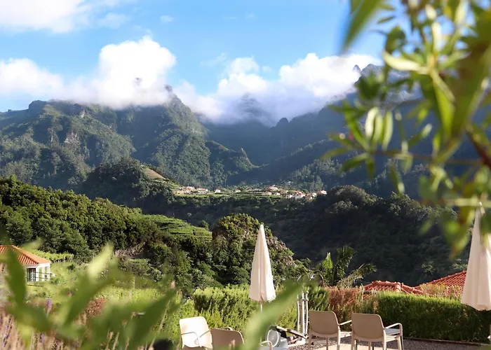 Solar Da Bica Гостевой дом Сан-Висенти